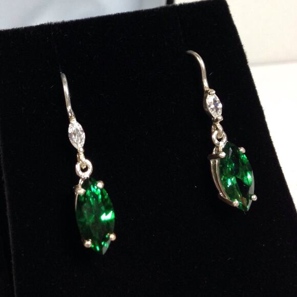 Beautiful 4ctw Marquise Cut Emerald Earrings - Picture 6 of 8